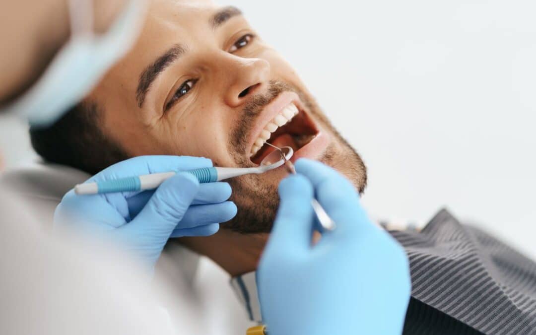 Should You Have an Emergency Dentist on Speed Dial