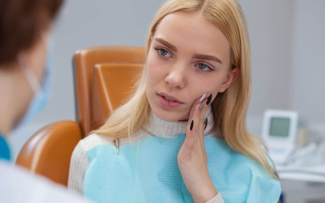 Tooth Pain at Night? Here’s How an Emergency Dentist Can Help